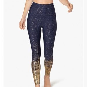 NWT Beyond Yoga Leggings